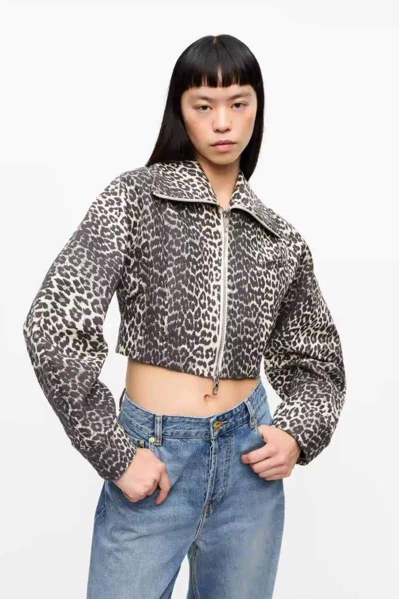 Leopard Curve Sleeve Short Jacket Leopard Curve Sleeve Short Jacket